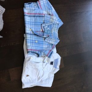 2 baby gap 2T dress shirts